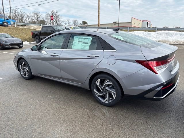 New 2026 Hyundai Elantra Limited video 3