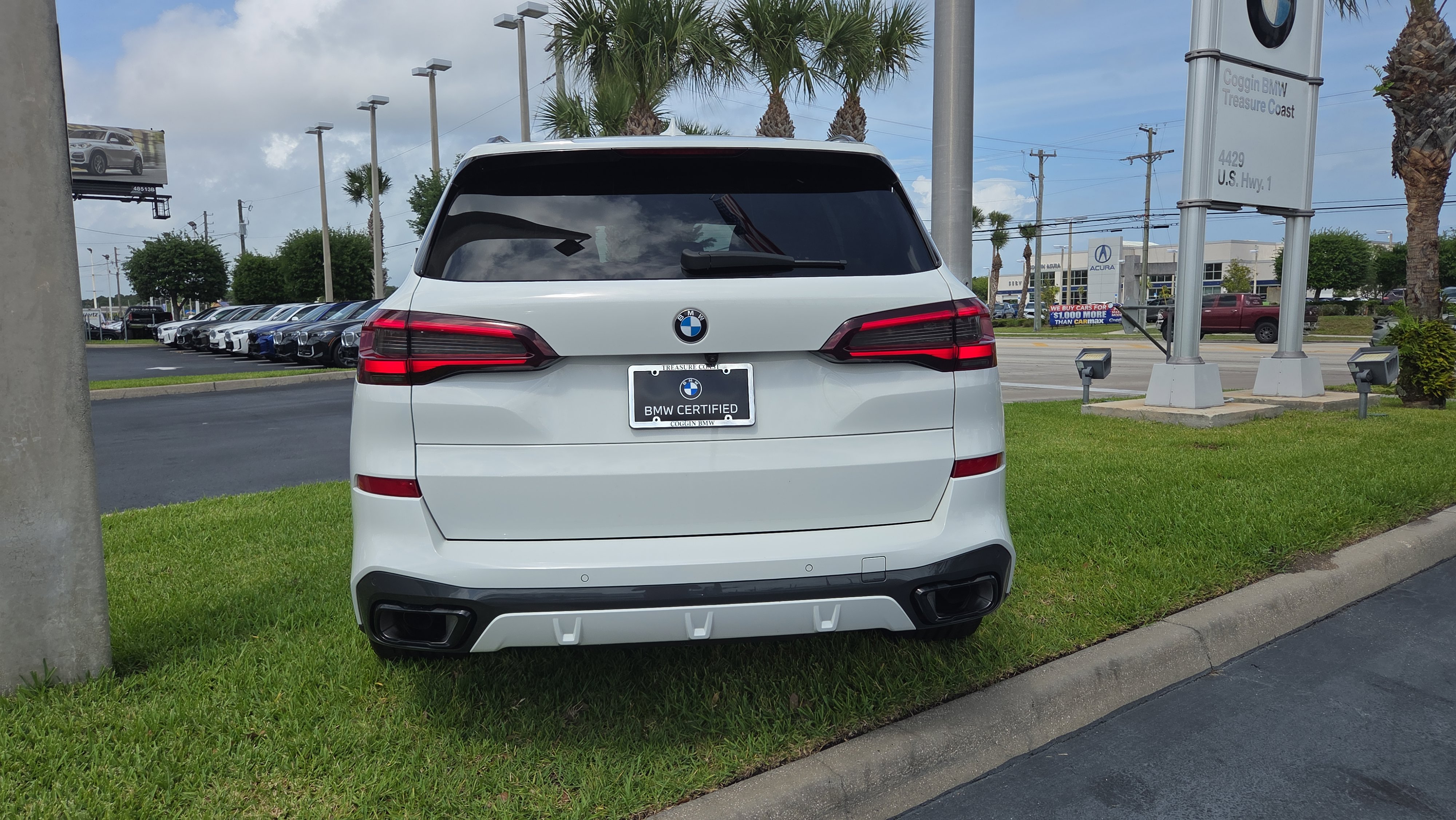 Certified 2023 BMW X5 sDrive40i w/ M Sport Package RWD image 3