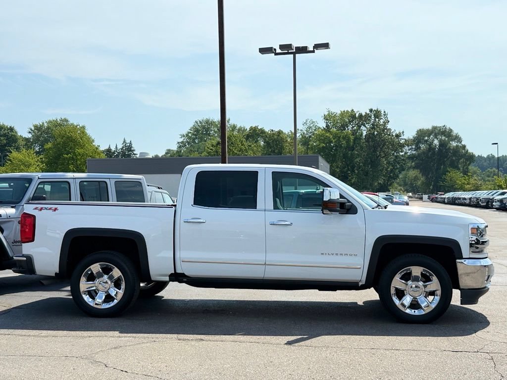 Used 2017 Chevrolet Silverado 1500 LTZ w/ Sport Package AWD/4WD image 29