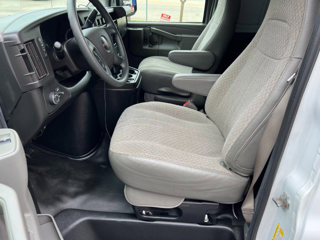 Used 2019 GMC Savana 2500 w/ Driver Convenience Package image 10