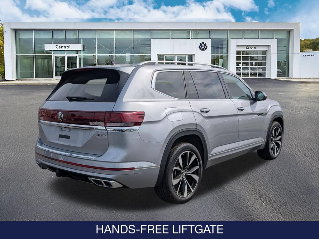 Used 2025 Volkswagen Atlas SEL Premium R-Line AWD/4WD image 8