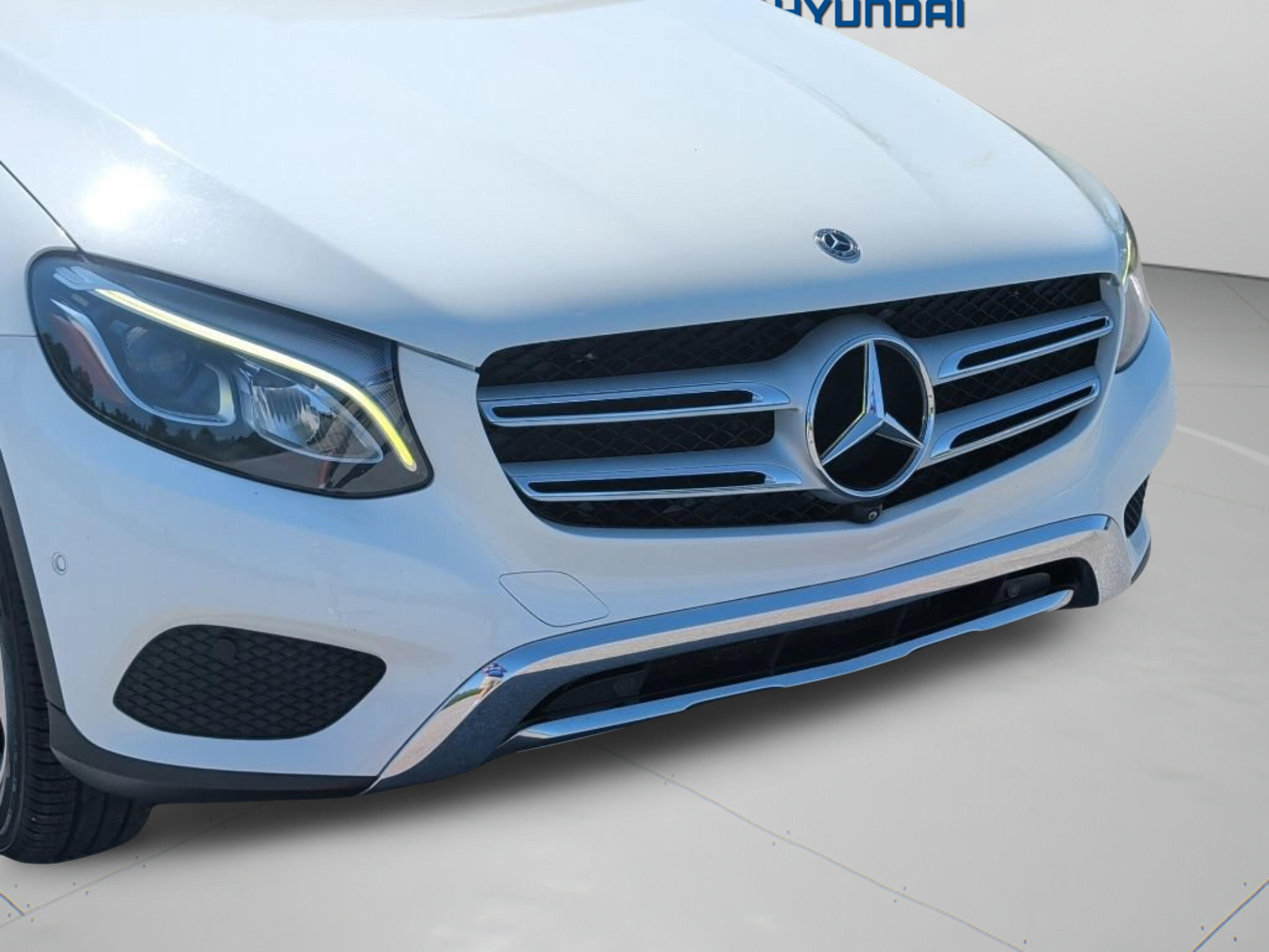 Used 2019 Mercedes-Benz GLC 300 image 11