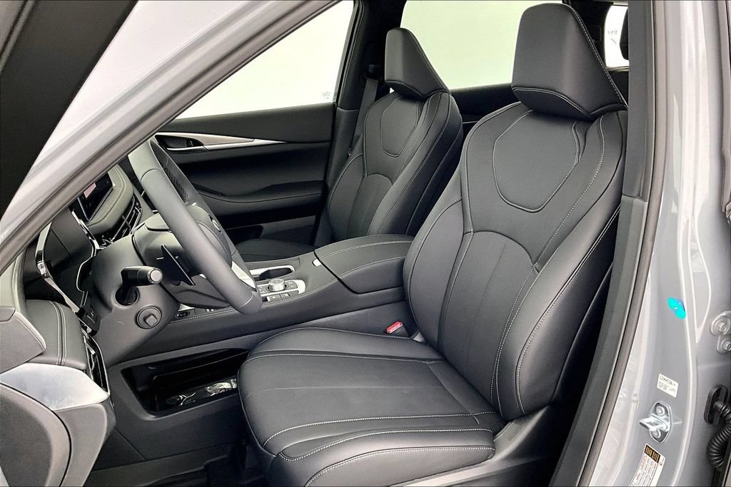 New 2027 INFINITI QX60 Luxe w/ Cargo Package FWD image 33