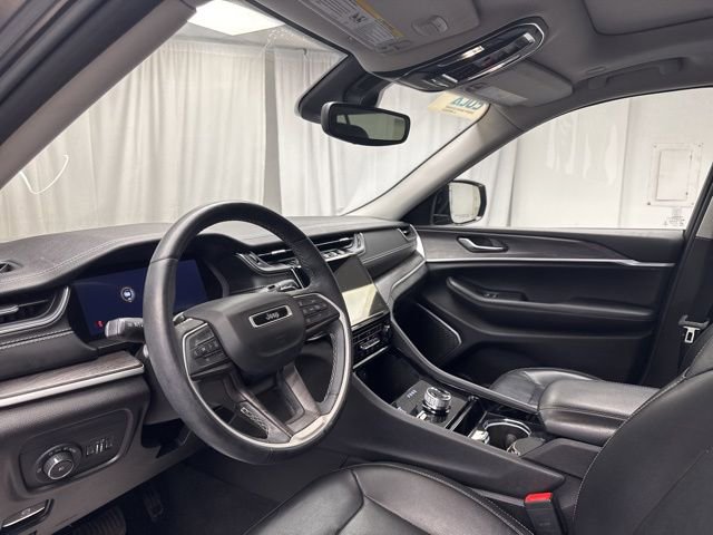 Used 2022 Jeep Grand Cherokee L Limited image 9