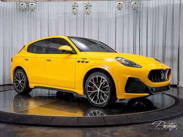 Used 2023 Maserati Grecale Trofeo AWD/4WD image 20