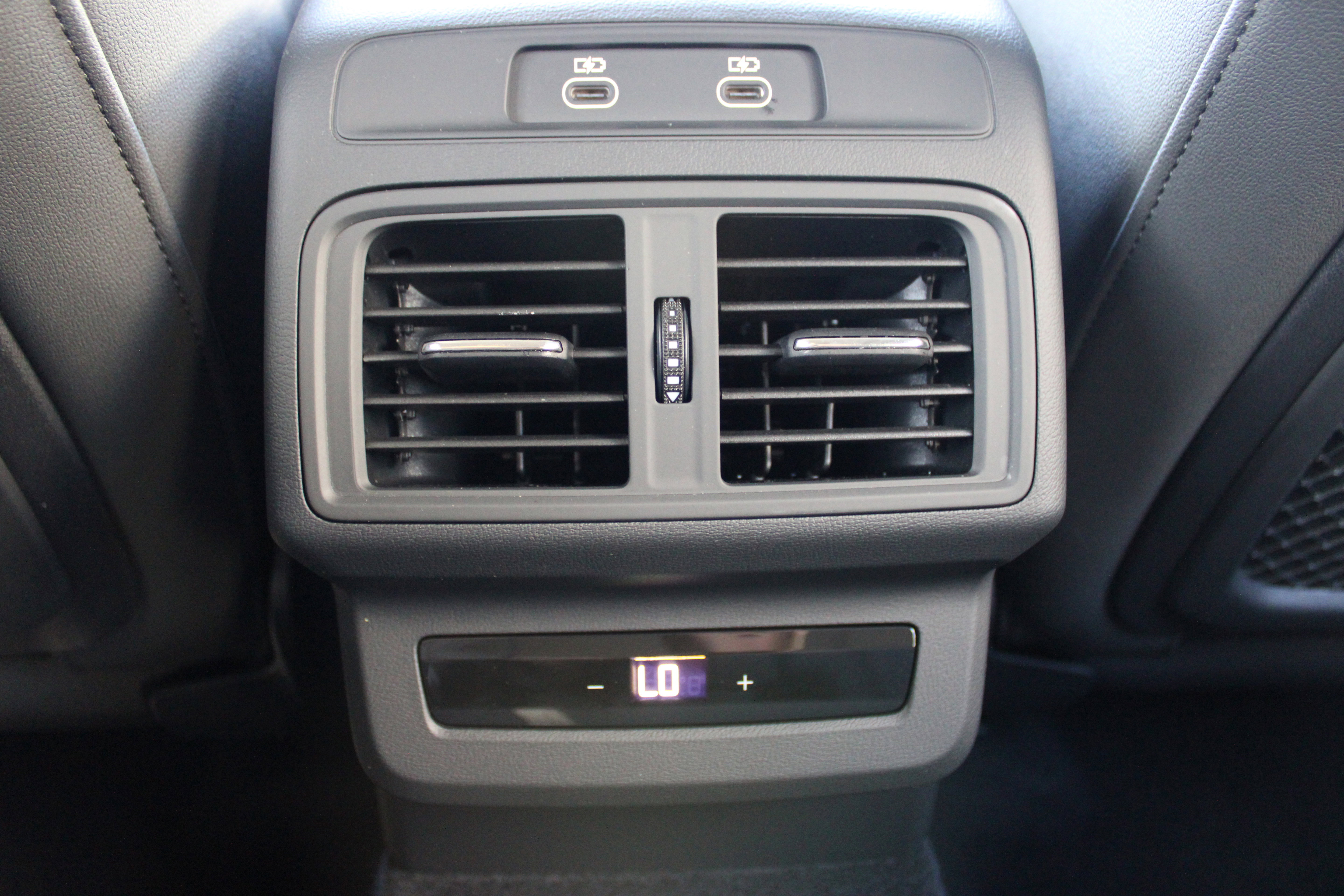 Certified 2025 Audi Q5 Premium w/ Convenience Package image 26