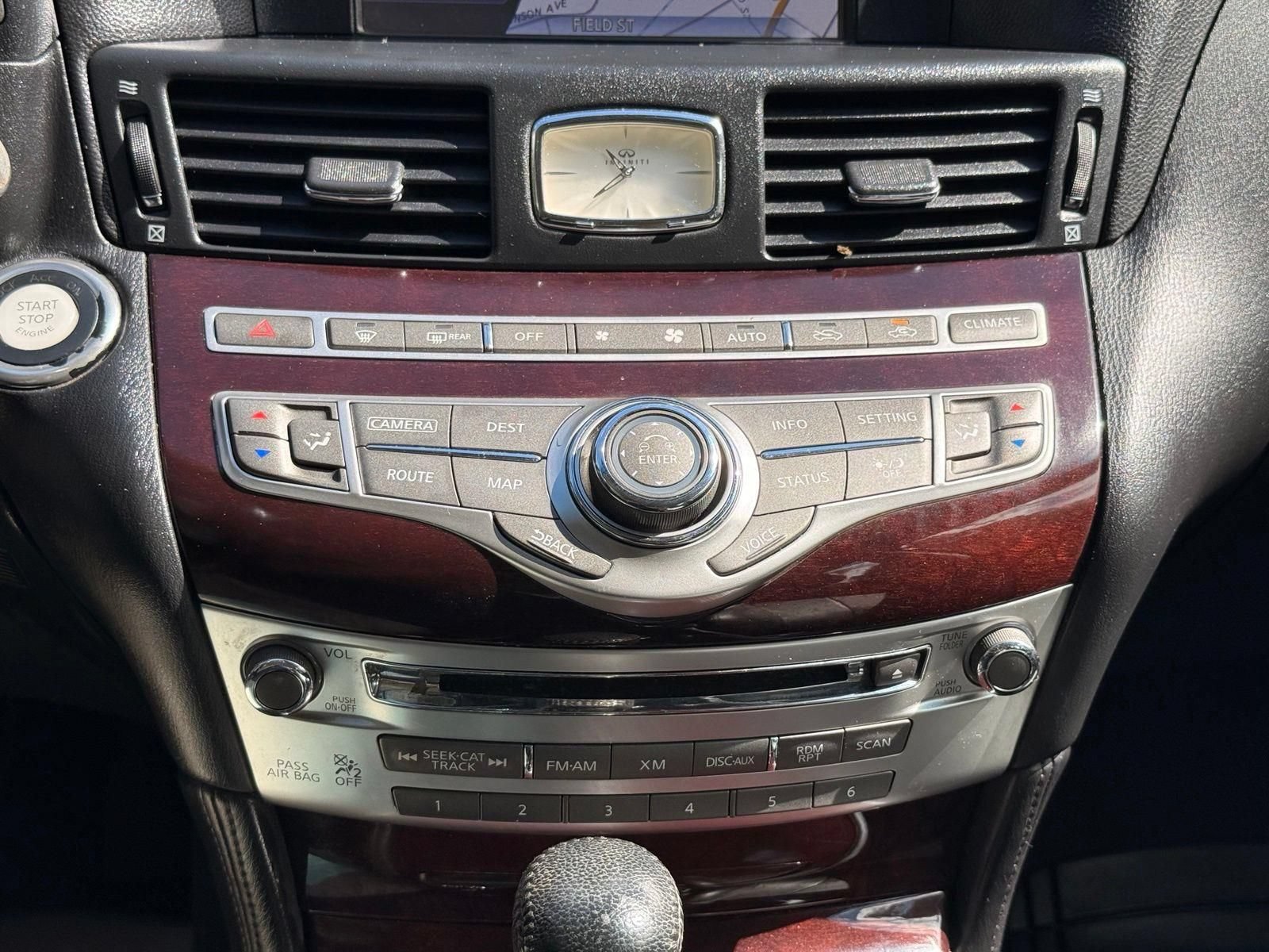 Used 2015 INFINITI Q70 L 3.7 RWD image 40