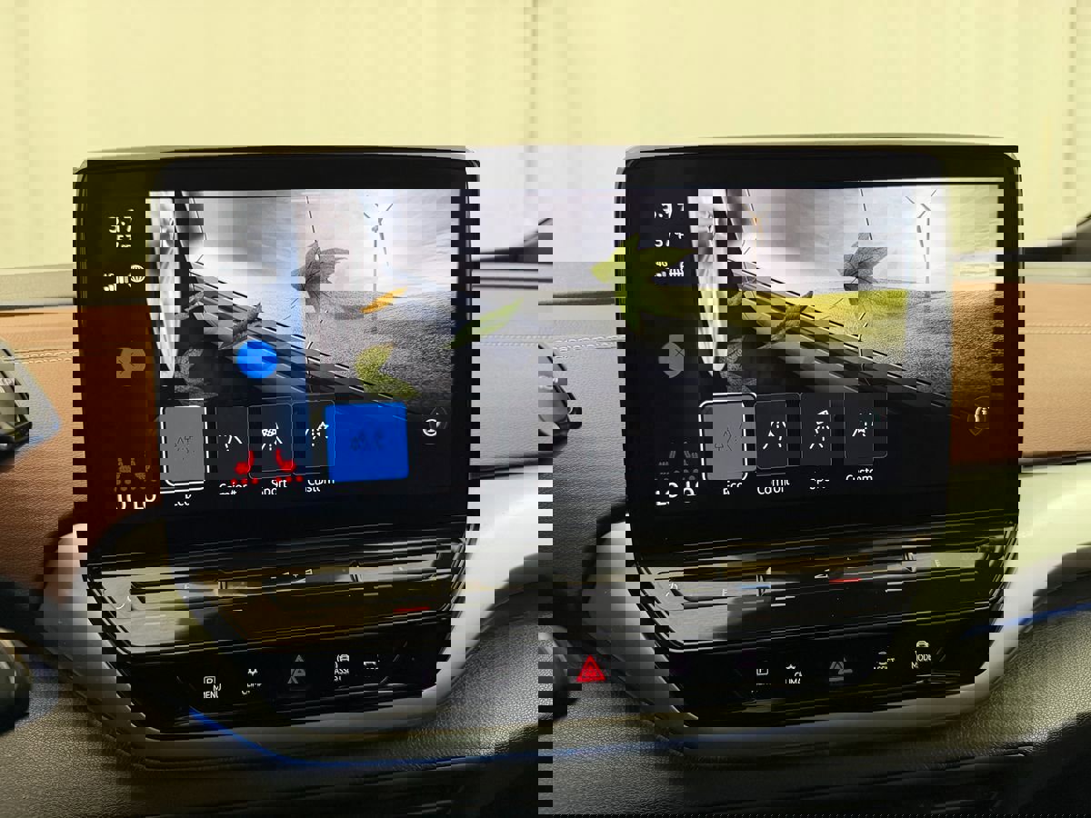 Used 2022 Volkswagen ID.4 Pro S image 24