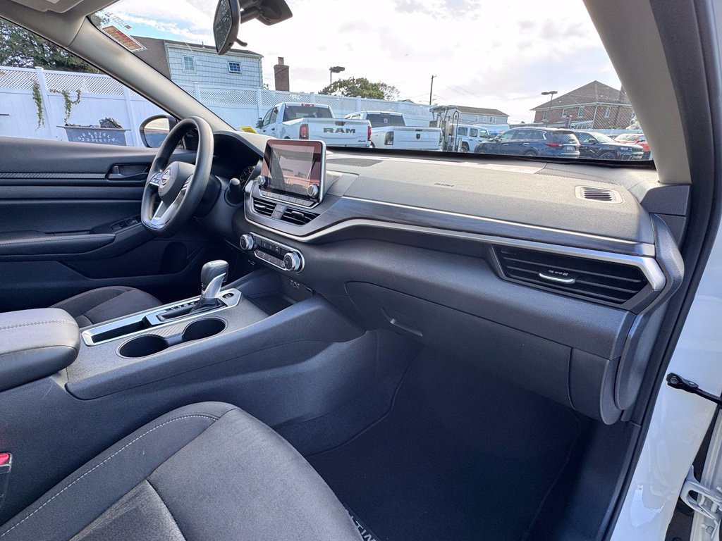 Used 2026 Nissan Altima 2.5 SV FWD image 18