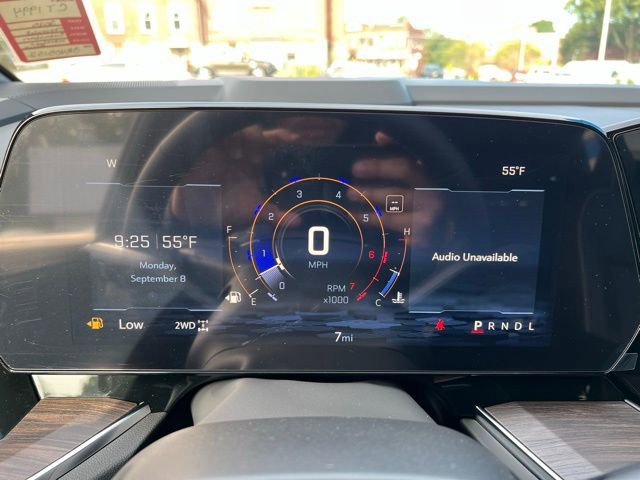 New 2025 Chevrolet Suburban Premier AWD/4WD image 41