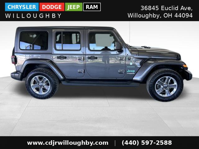 Used 2020 Jeep Wrangler Unlimited Sahara w/ Dual Top Group AWD/4WD image 2