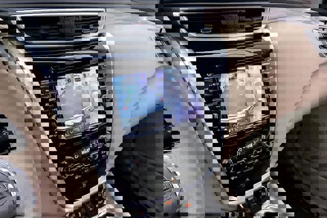 Used 2017 Nissan Murano SL w/ SL Technology Package AWD/4WD image 28