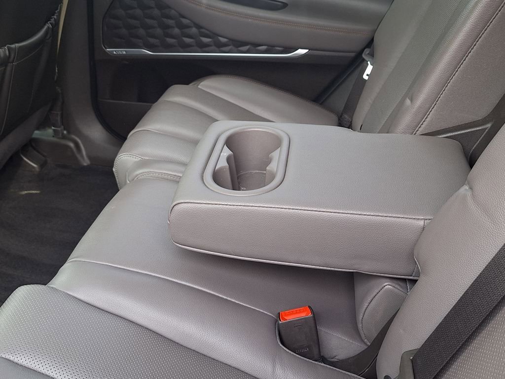 Used 2020 Hyundai Santa Fe Limited w/ Cargo Package image 12