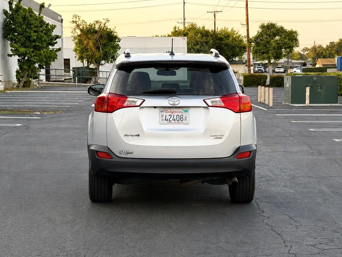 Used 2013 Toyota RAV4 Limited AWD/4WD image 5