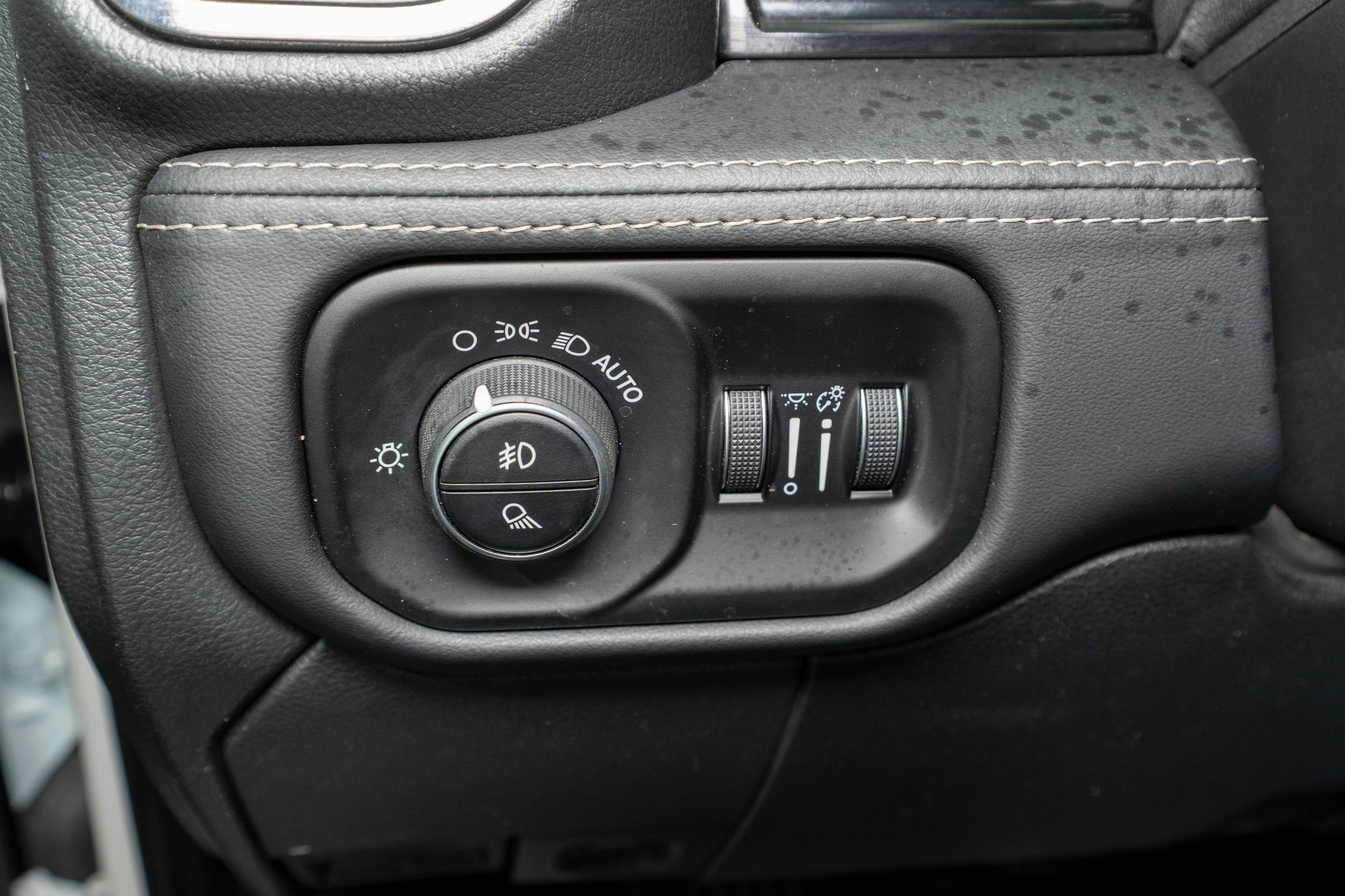 Used 2024 RAM 3500 Limited image 36