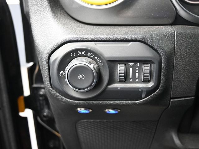 Used 2021 Jeep Wrangler Unlimited Sahara w/ Uconnect 4C Nav & Sound Group image 30