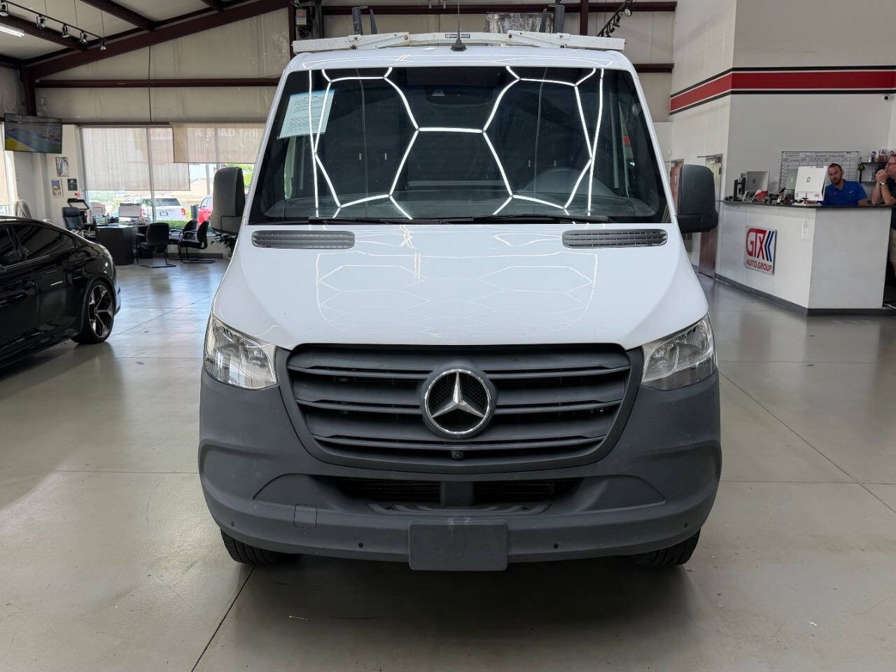 Used 2020 Mercedes-Benz Sprinter 1500 image 6