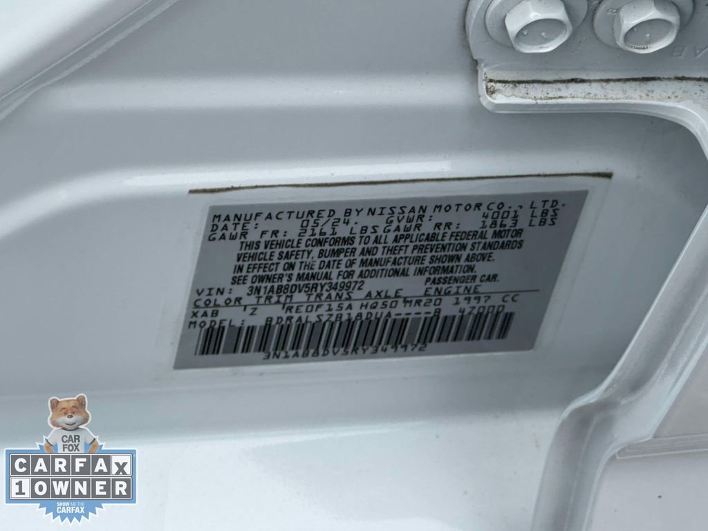 Used 2024 Nissan Sentra SR w/ SR Premium Package FWD image 23