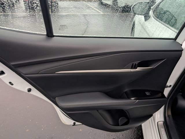 Used 2025 Toyota Camry XLE w/ Premium Plus Package image 11