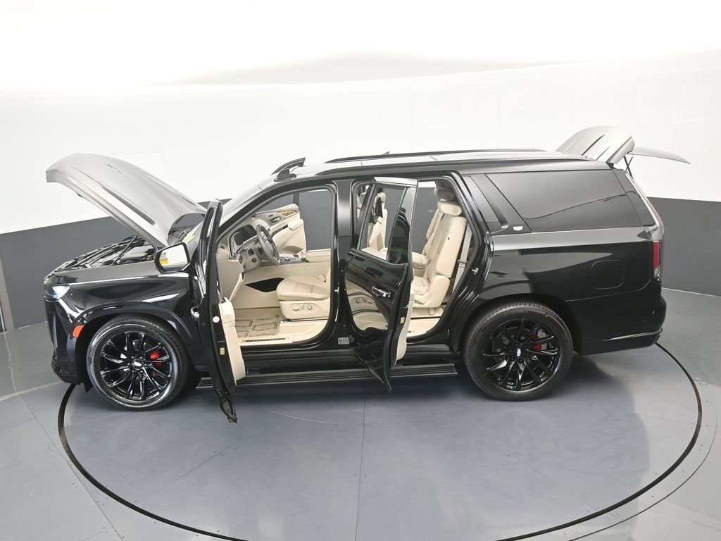 Used 2021 Cadillac Escalade Sport Platinum w/ LPO, ONYX Package RWD image 90