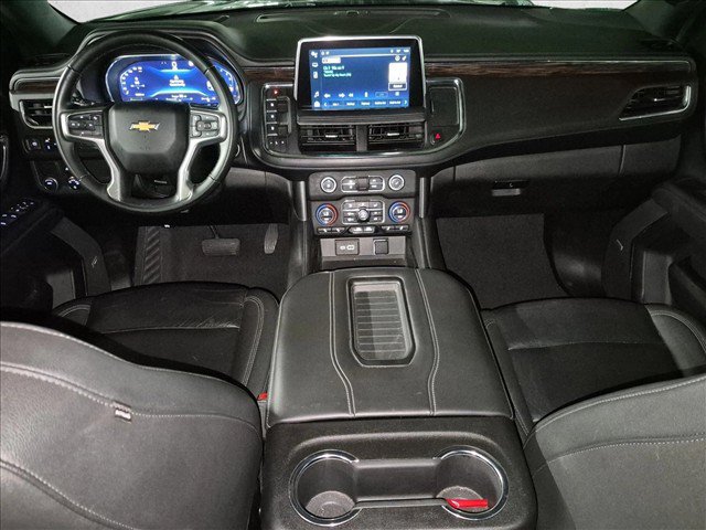 Used 2023 Chevrolet Suburban LT RWD image 14