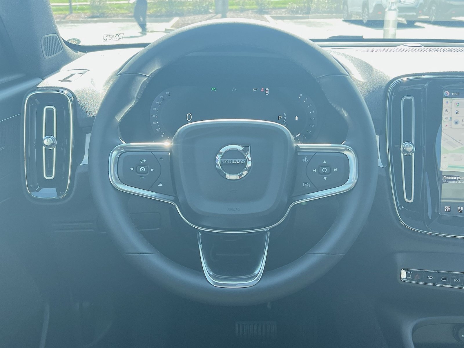 New 2026 Volvo XC40 B5 Ultra w/ Climate Package AWD/4WD image 16