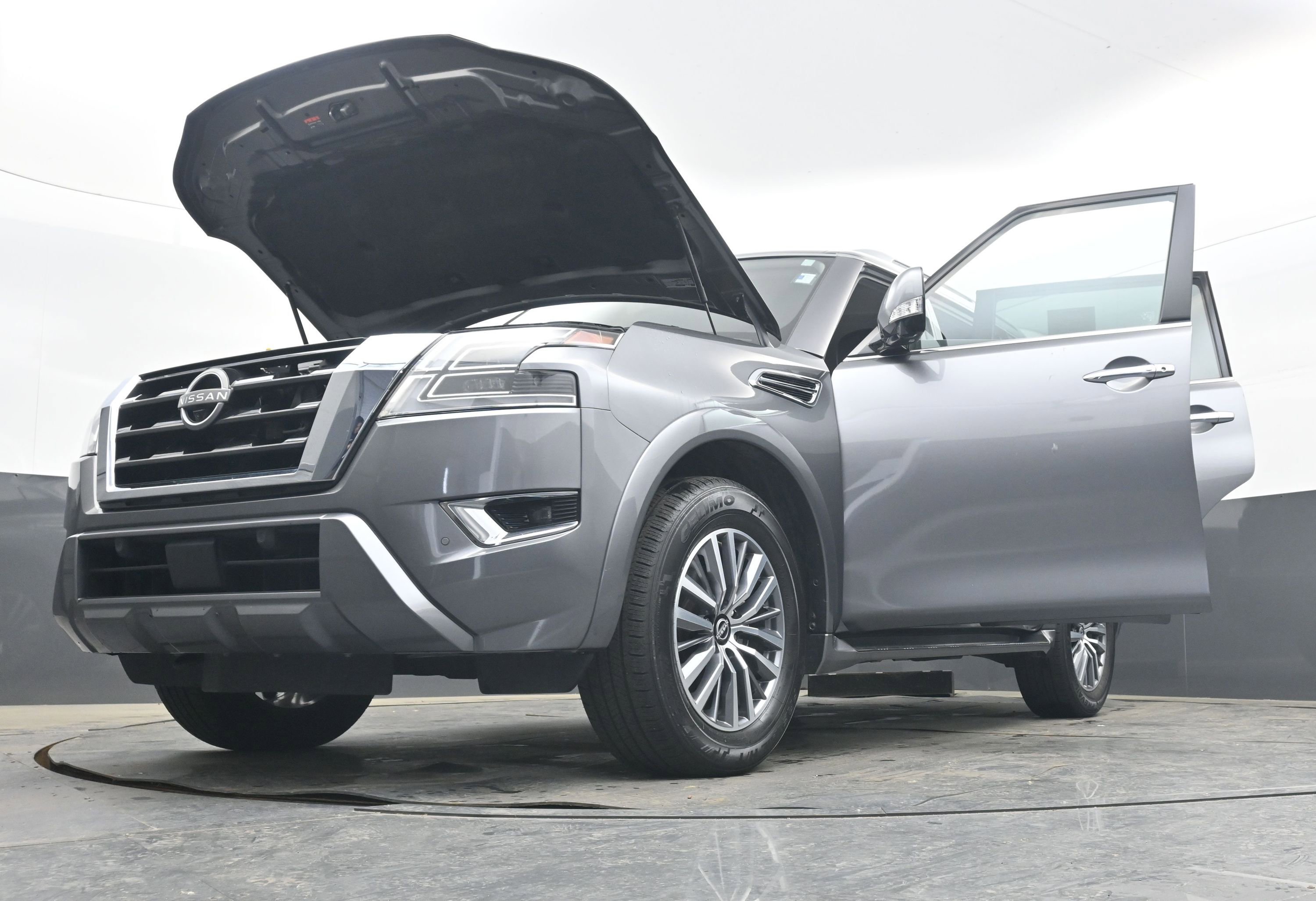 Certified 2024 Nissan Armada SL image 36