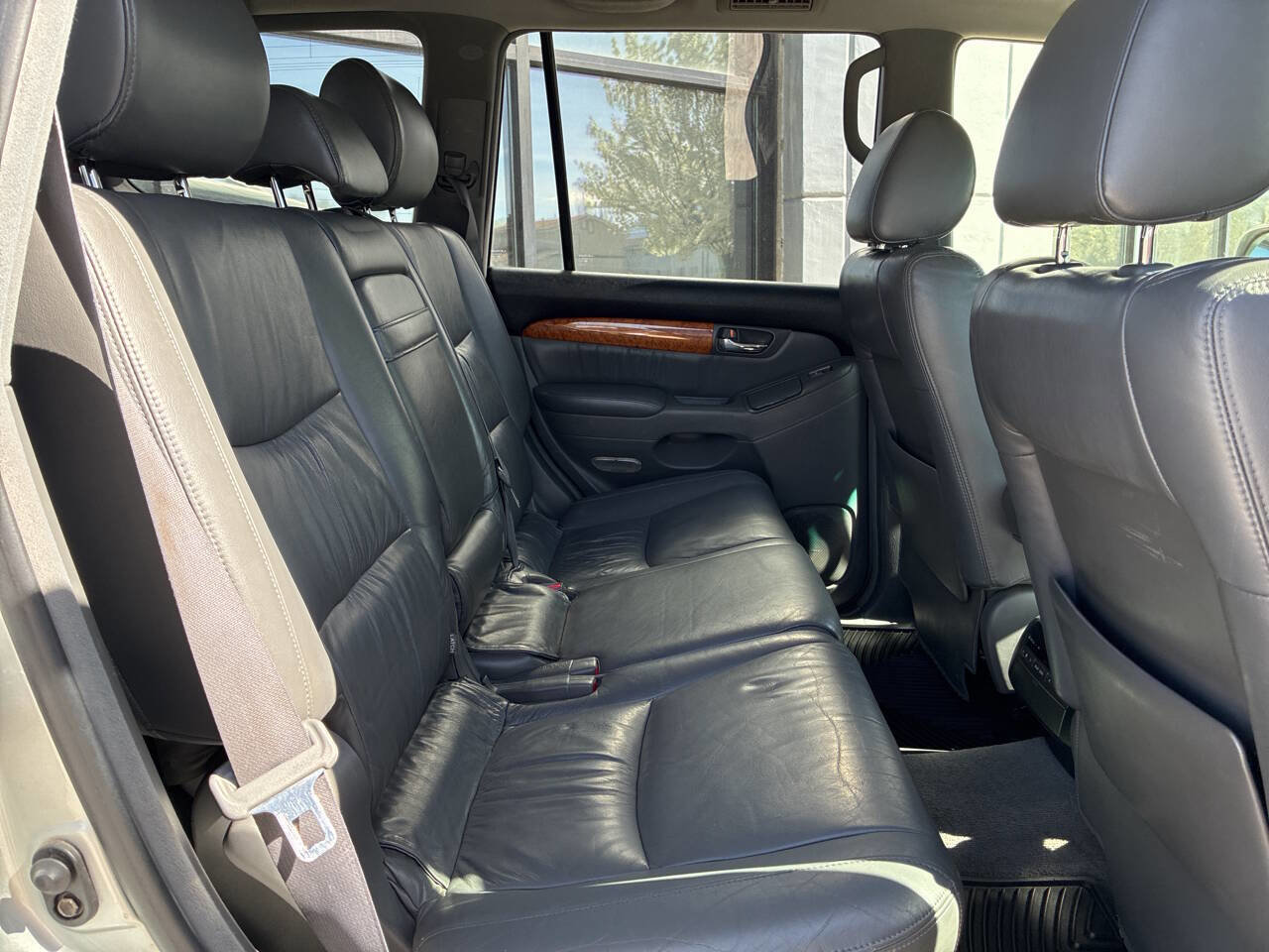 Used 2004 Lexus GX 470 image 12