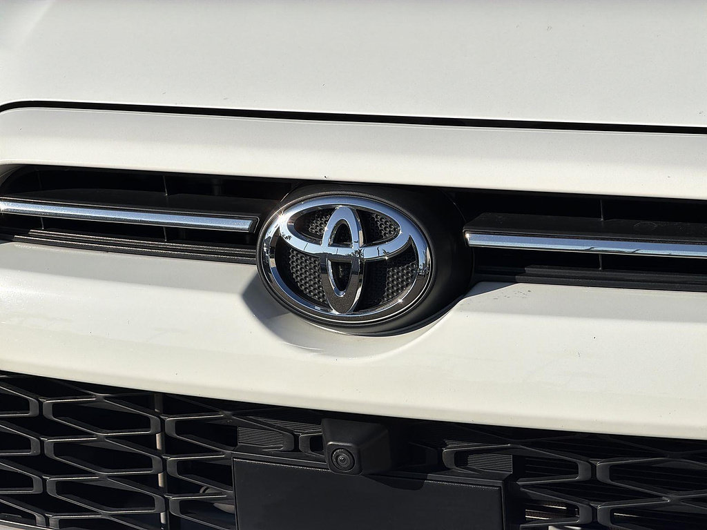 Used 2024 Toyota 4Runner TRD Off-Road Premium w/ Off Road Premium Plus Package AWD/4WD image 31
