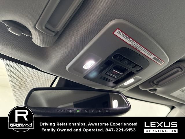 Used 2019 Toyota Camry XSE image 10