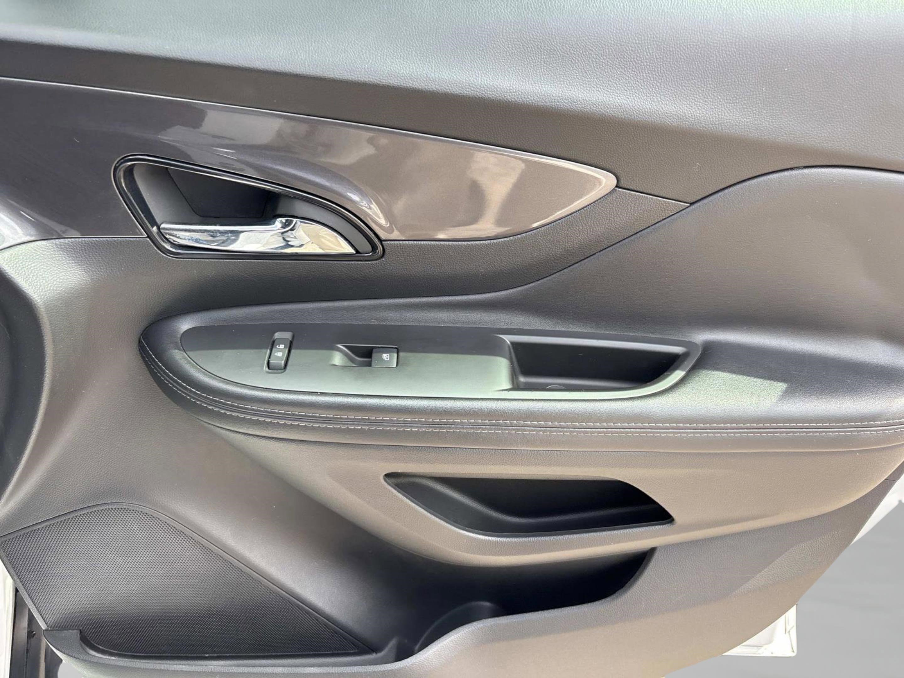 Used 2019 Buick Encore Preferred w/ Safety Package image 20