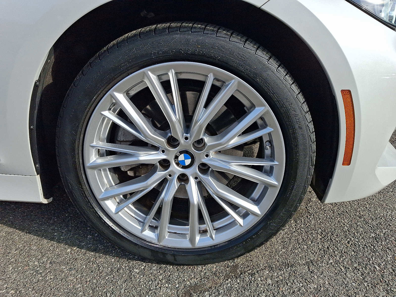 Certified 2023 BMW 330i xDrive Sedan w/ Premium Package image 8