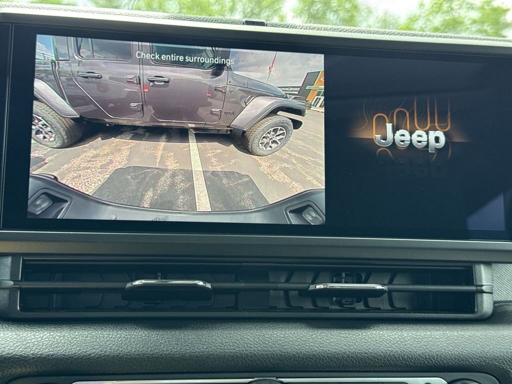 New 2026 Jeep Gladiator Sport AWD/4WD image 28