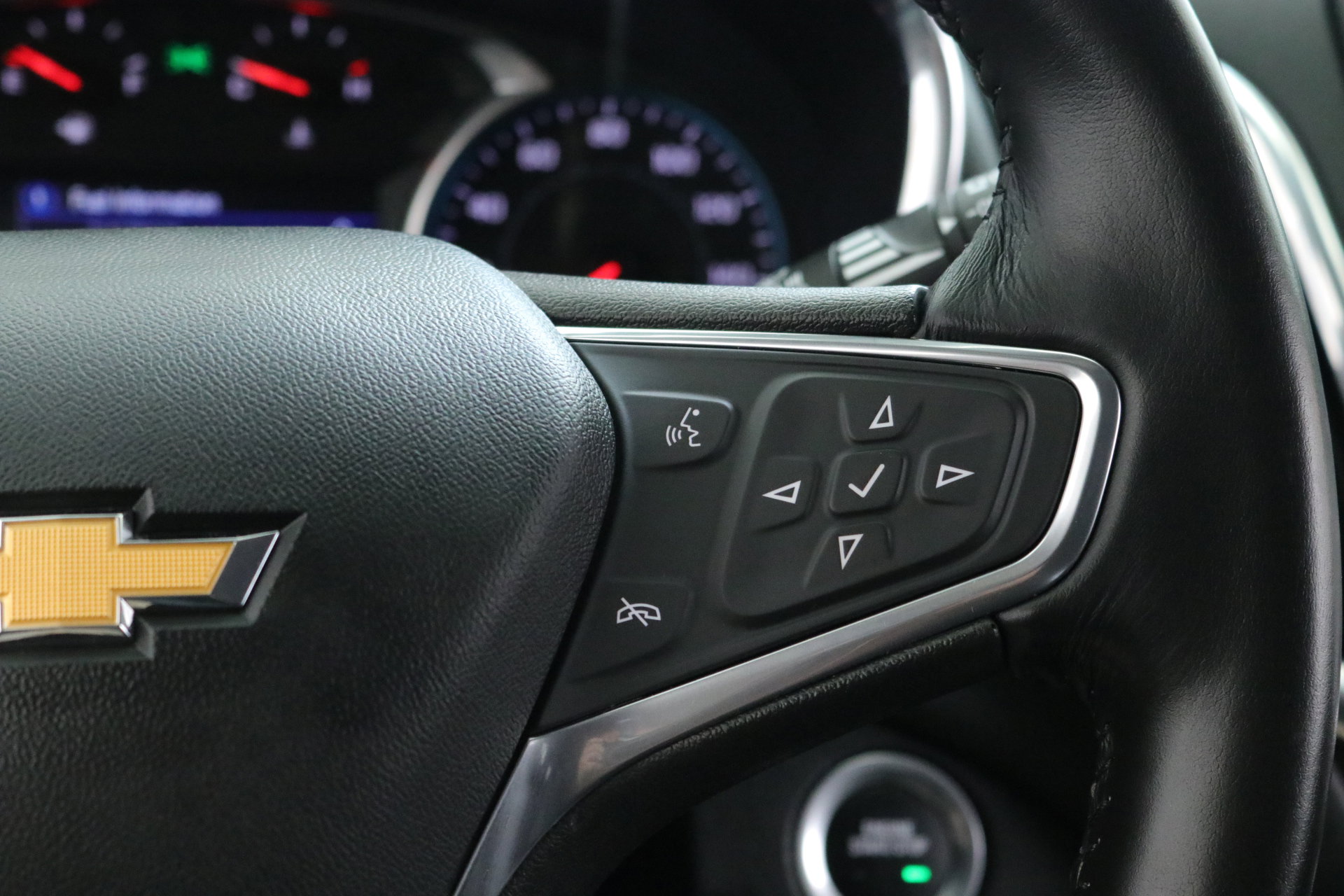 Used 2019 Chevrolet Equinox LT image 14