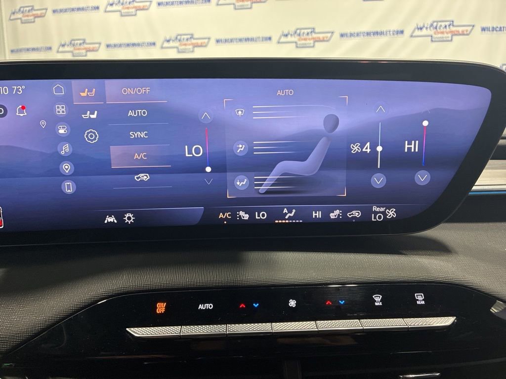 Used 2025 Buick Enclave Preferred AWD/4WD image 39