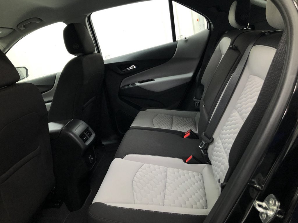 Used 2020 Chevrolet Equinox LS FWD image 19