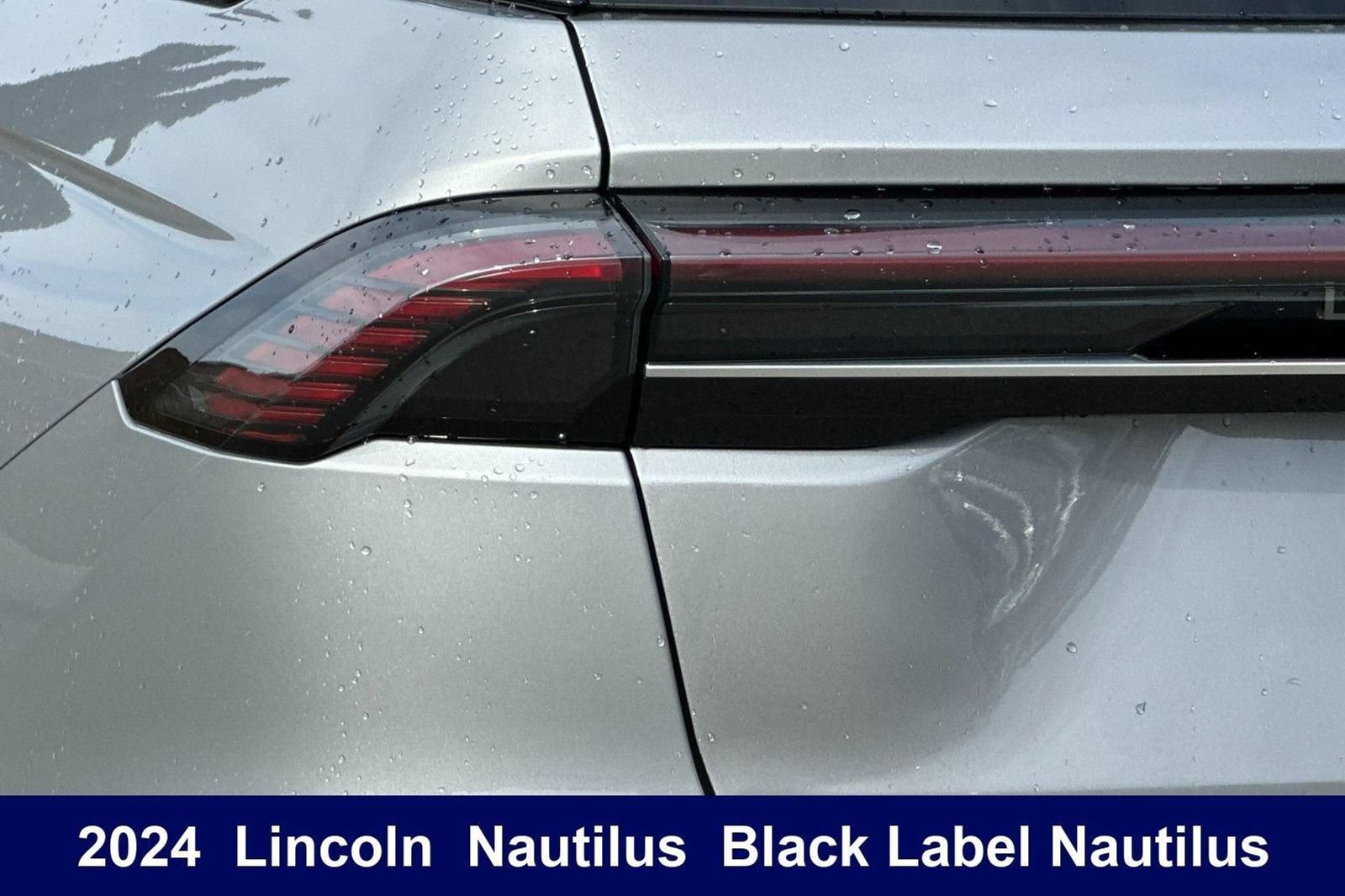 Used 2024 Lincoln Nautilus Black Label w/ Jet Appearance Package (87T) AWD/4WD image 40