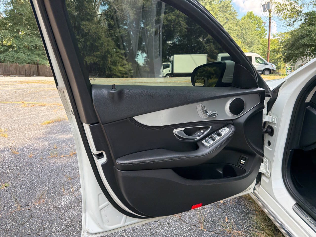 Used 2015 Mercedes-Benz C 300 Sedan image 15