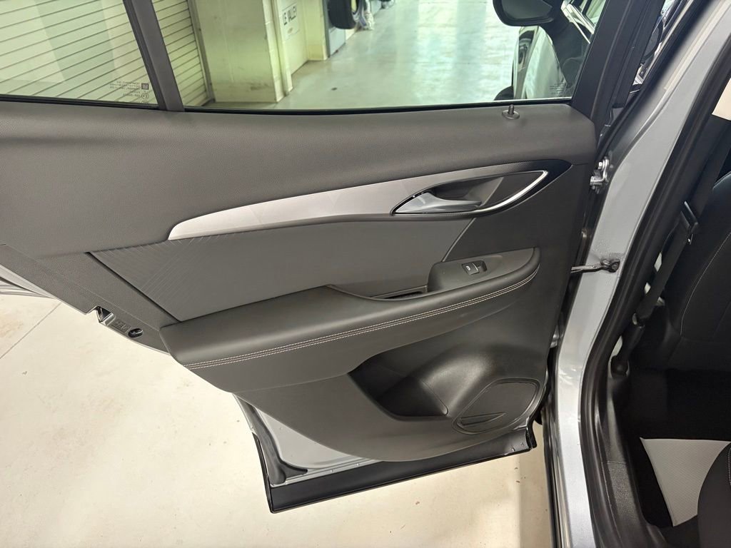 Used 2025 Buick Envision Sport Touring AWD/4WD image 18