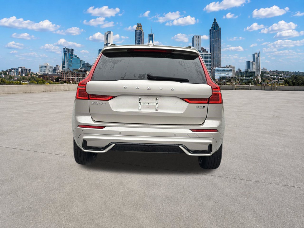 Used 2025 Volvo XC60 B5 Plus AWD/4WD image 24