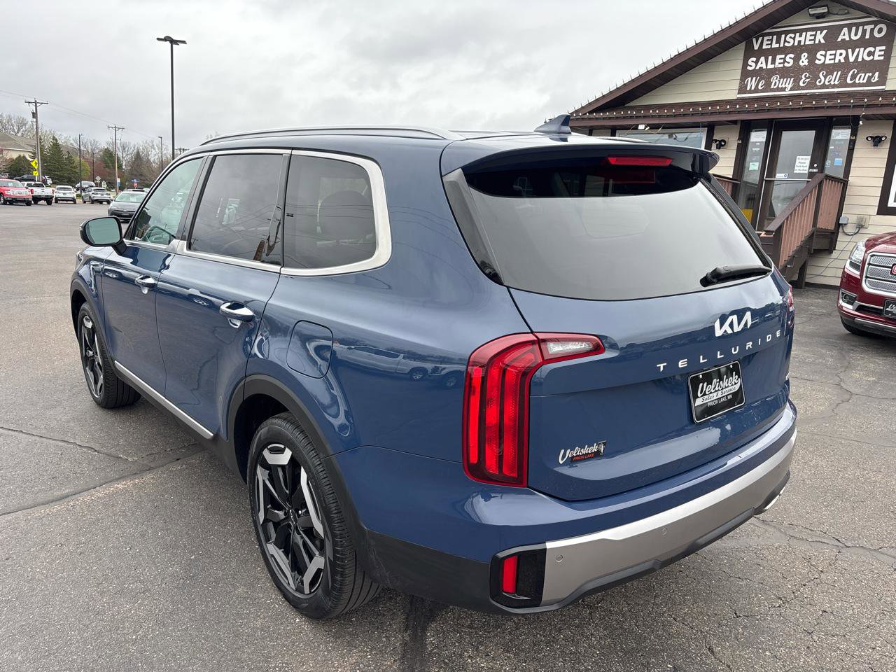 Used 2025 Kia Telluride S AWD/4WD image 5