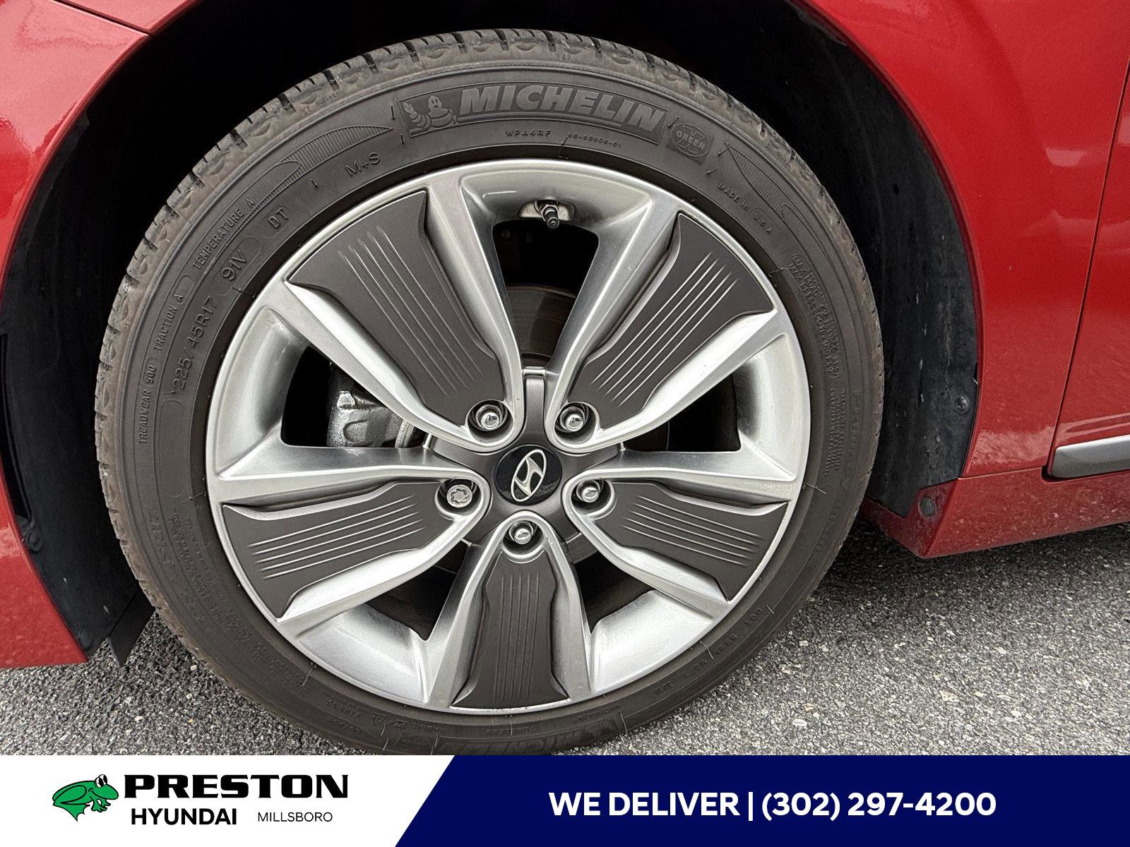 Used 2019 Hyundai Ioniq Limited w/ Ultimate Package 02