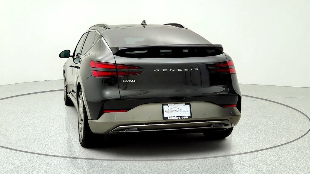 Used 2023 Genesis GV60 Advanced AWD/4WD image 6