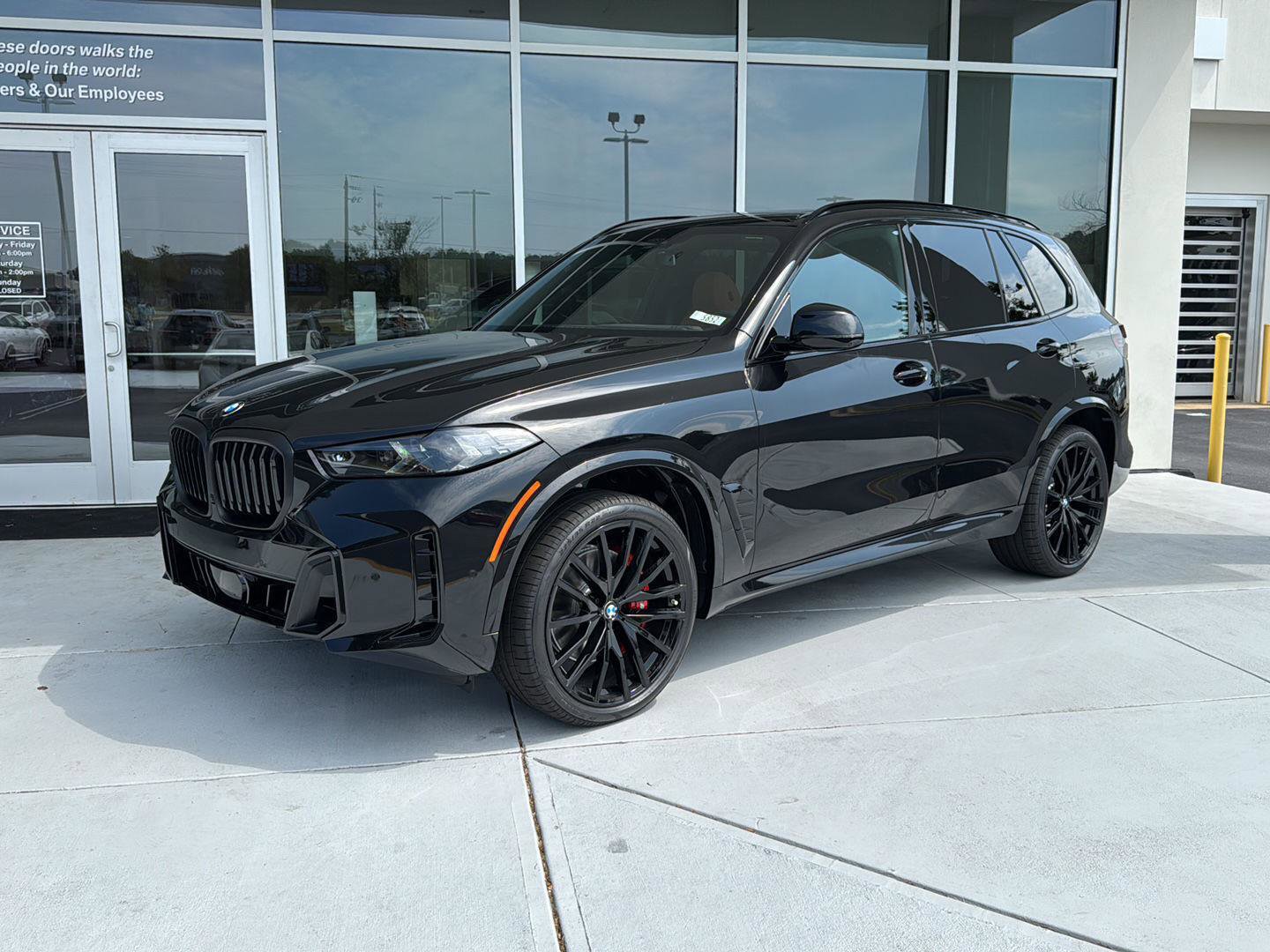 New 2026 BMW X5 sDrive40i w/ M Sport Package