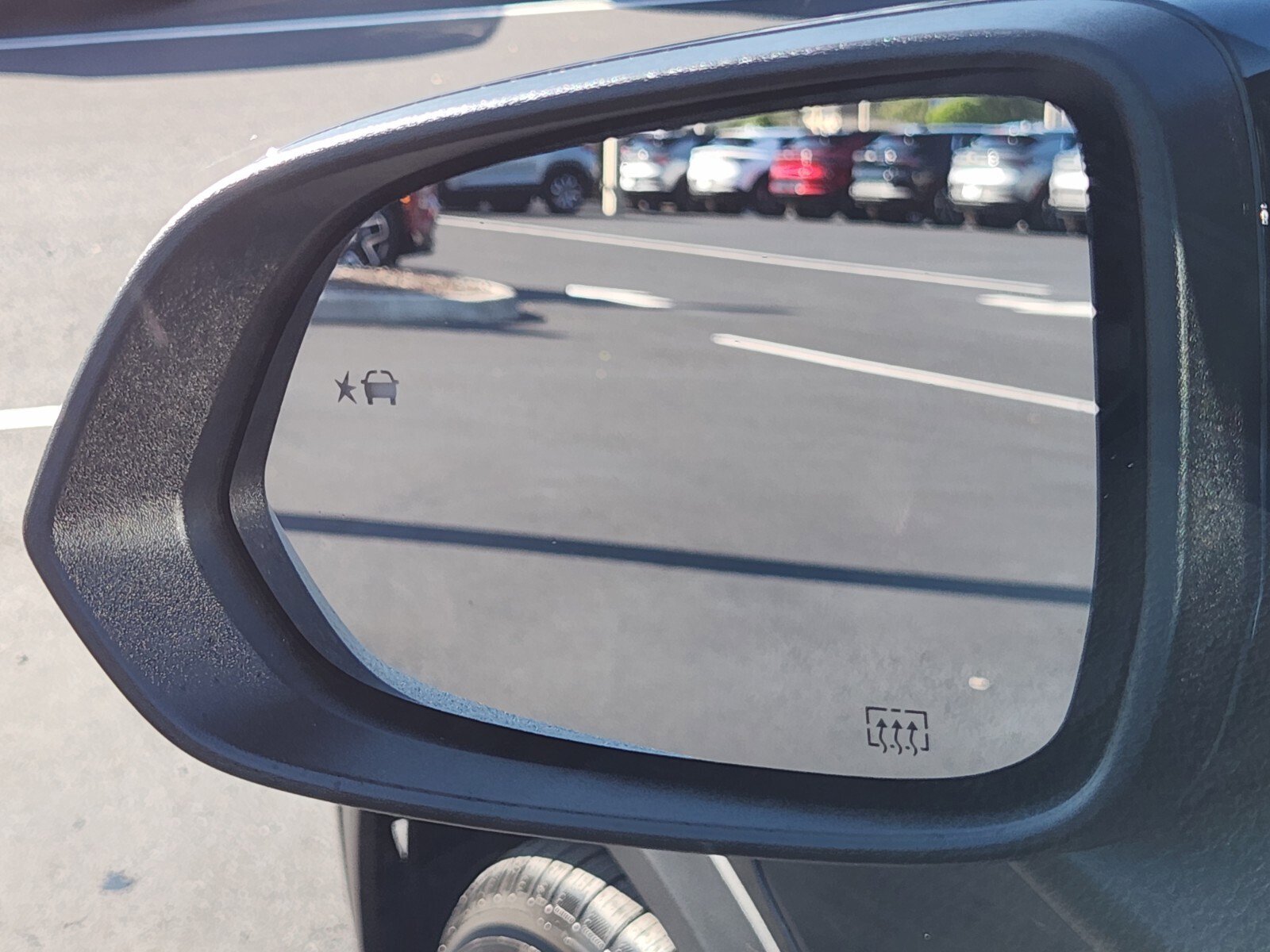 New 2026 Chevrolet Equinox EV LT image 12