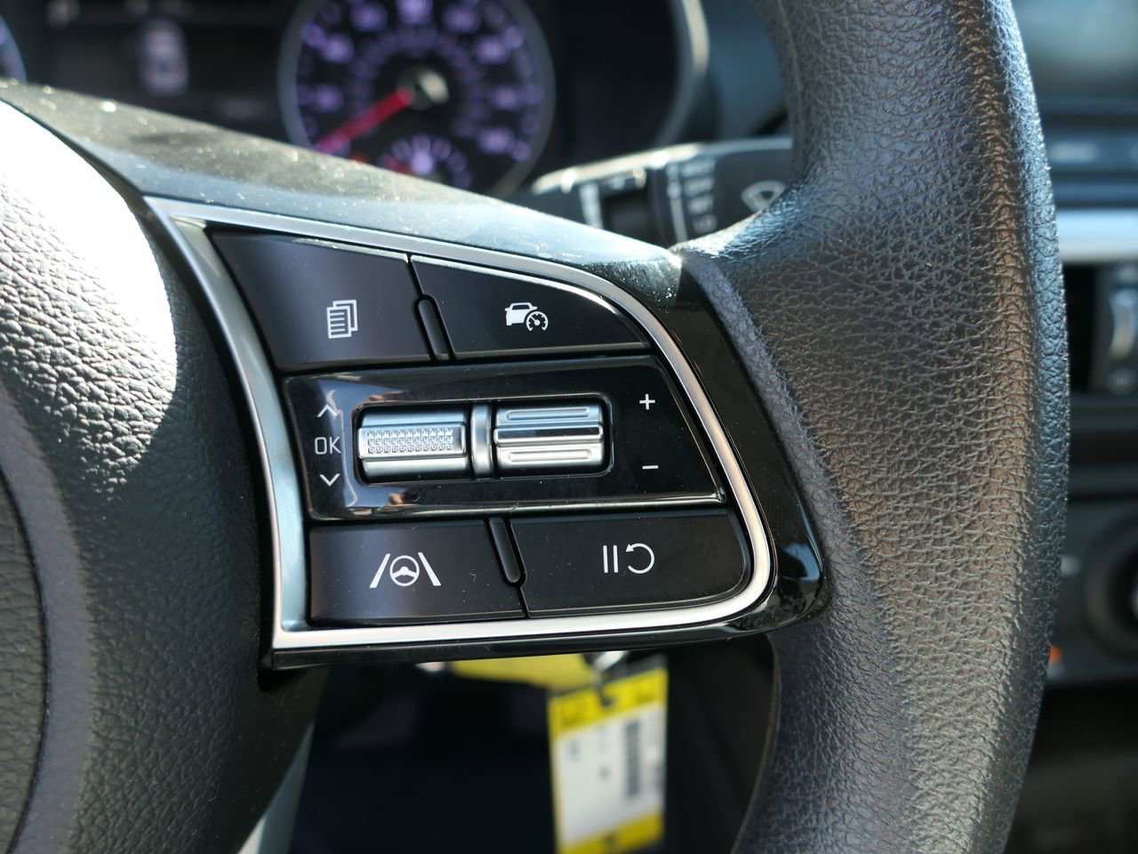 Used 2023 Kia Forte LXS w/ LXS Technology Package image 21