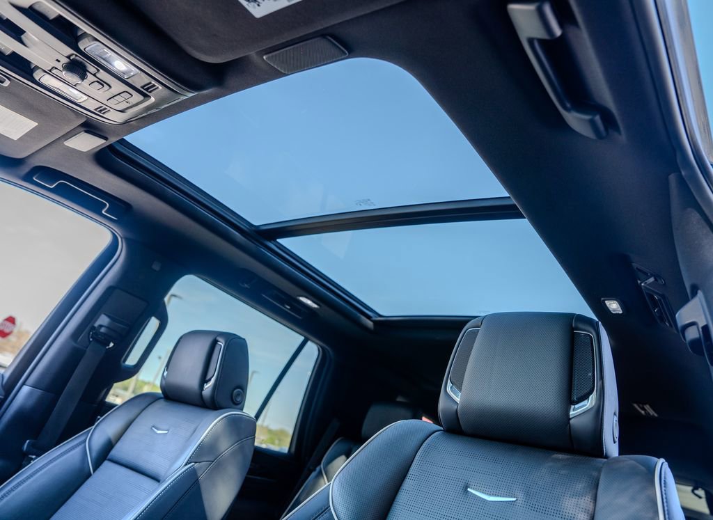 Used 2024 Cadillac Escalade Sport w/ Touring Package image 19