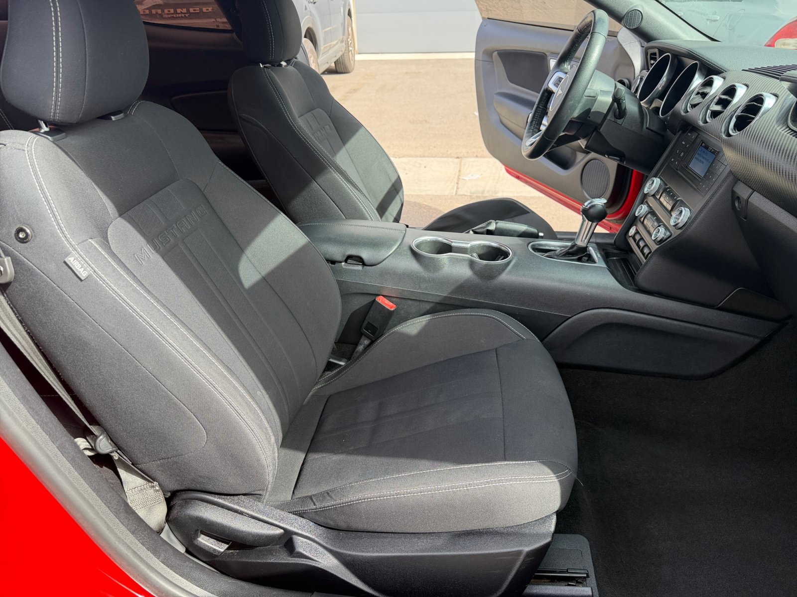 Used 2021 Ford Mustang Coupe RWD image 30
