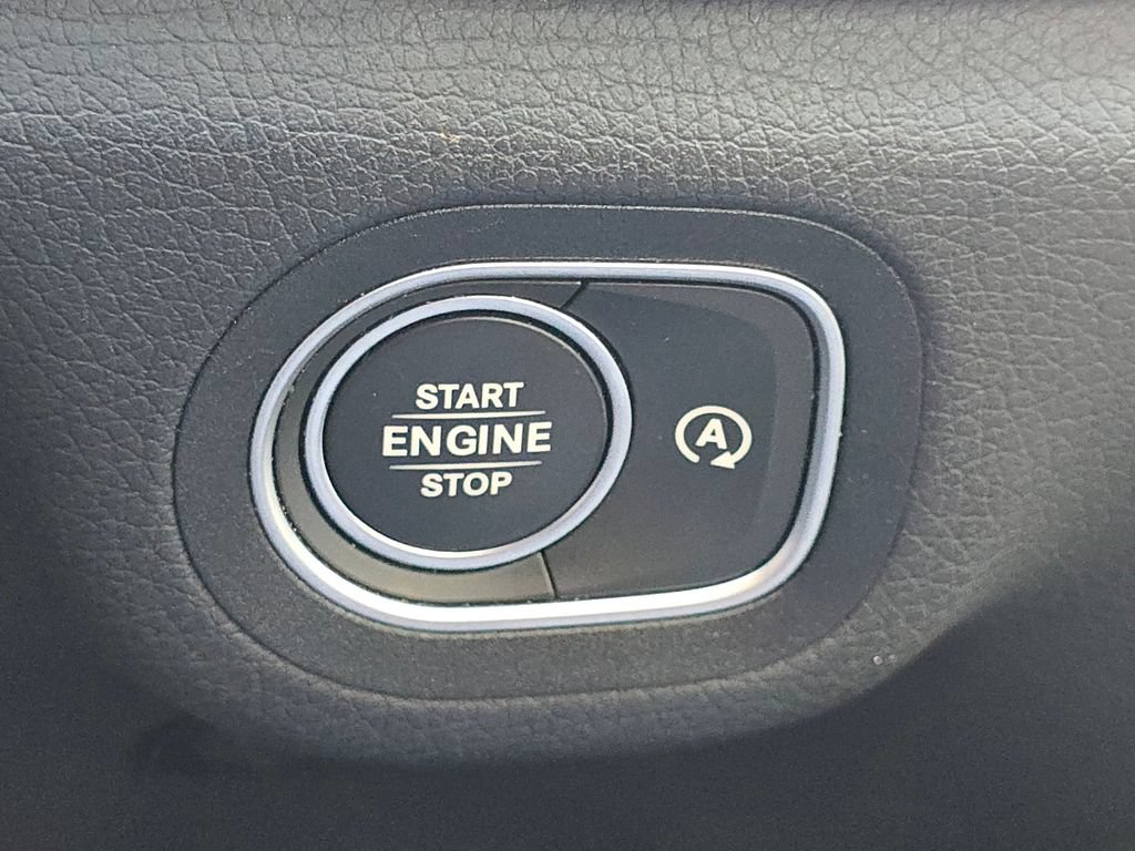 Used 2024 Mercedes-Benz GLS 450 4MATIC image 36