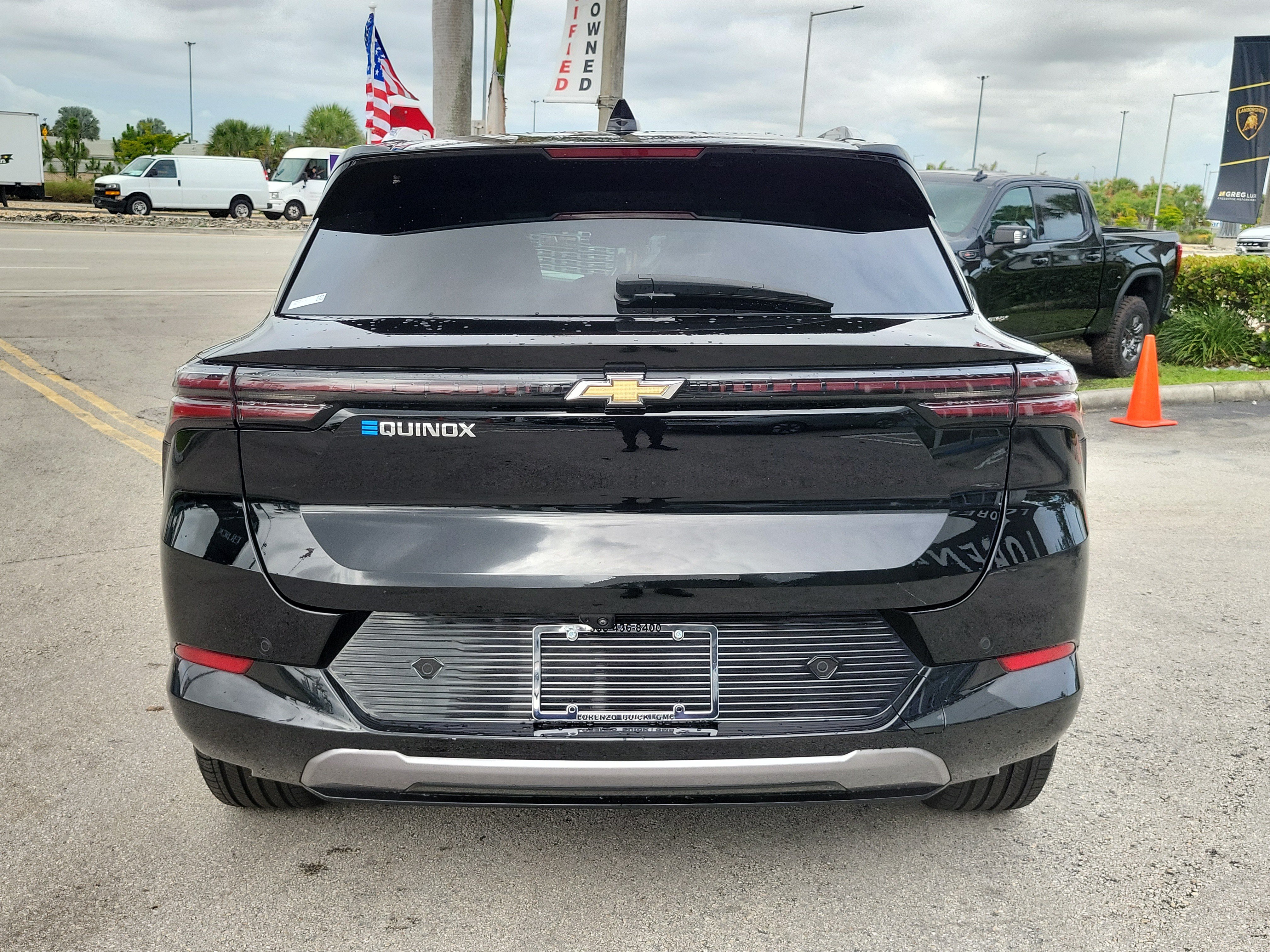Used 2024 Chevrolet Equinox EV LT FWD image 6